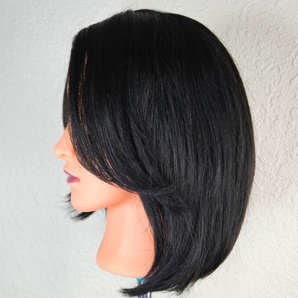 BOBBI BOSS Women's wig black color 13" - Picture 3 of 4